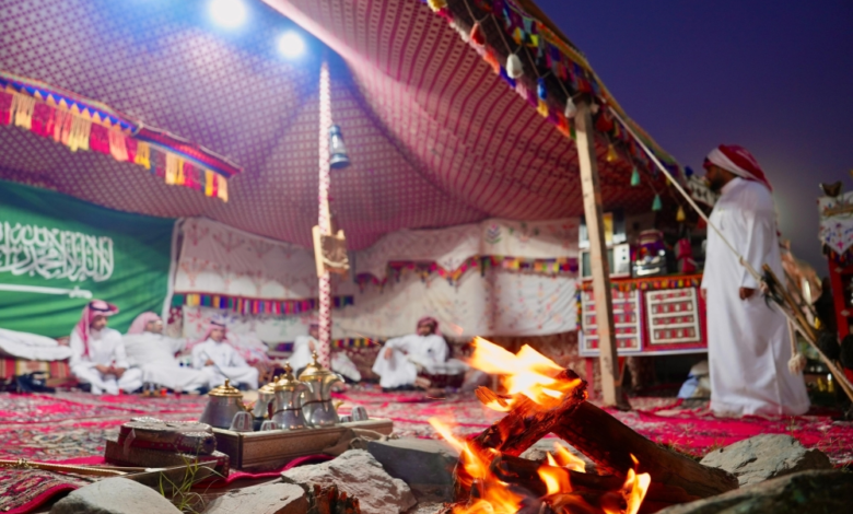 مخيمات شتاء الباحة: وجهة تراثية وسياحية للعائلات