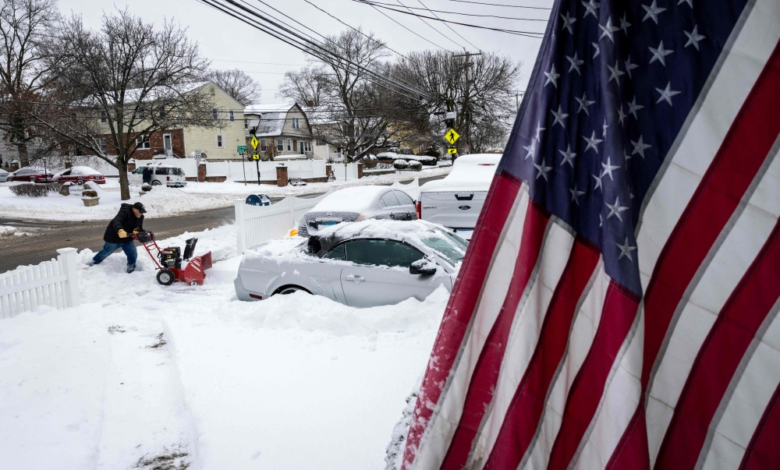 Winter storm in America: 35 dead and thousands of flights canceled