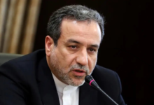 وزير خارجية إيران يزور تركيا لبحث الوساطة مع واشنطن