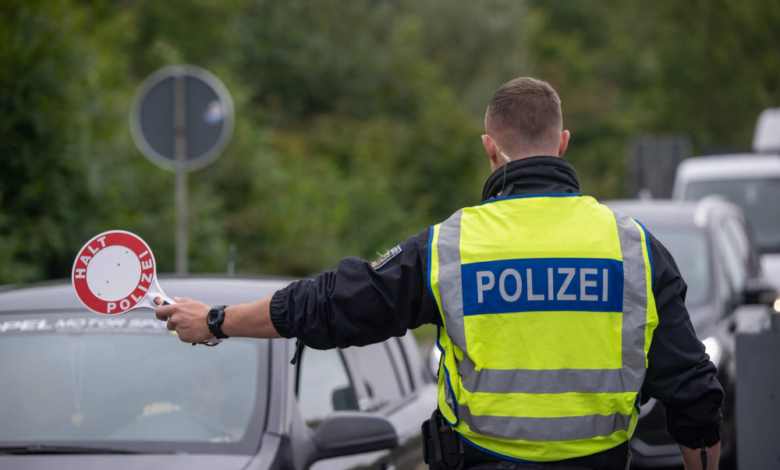 ألمانيا: إغلاق طريق سريع في بافاريا للاشتباه بمتفجرات