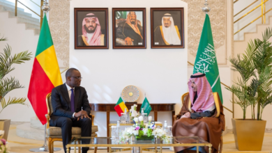 وزير الخارجية السعودي يلتقي نظيره البنيني في الرياض لبحث التعاون