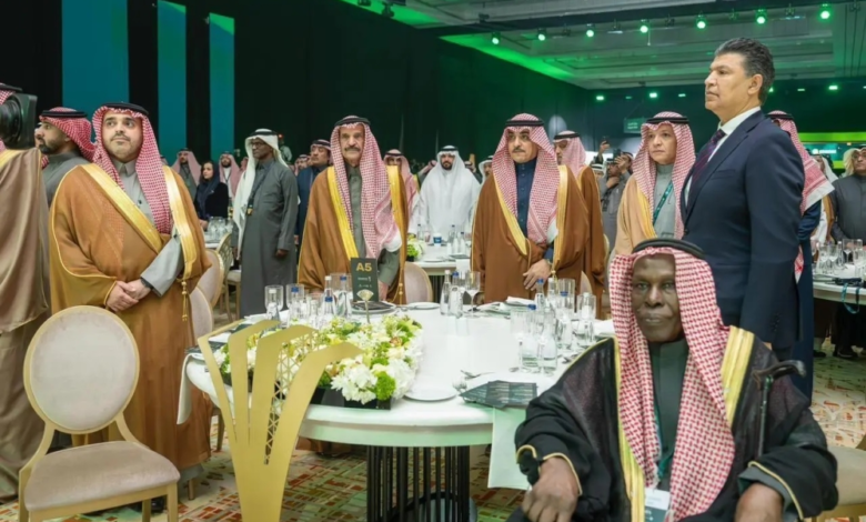 The Saudi Media Forum enters Guinness and honors its award winners