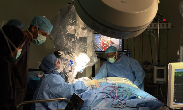 إنجاز طبي بالأحساء: روبوت يعيد السمع لرضيعة بمستشفى الجبر