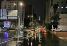 إنذار أحمر في مكة: أمطار غزيرة وسيول وتحذيرات عاجلة