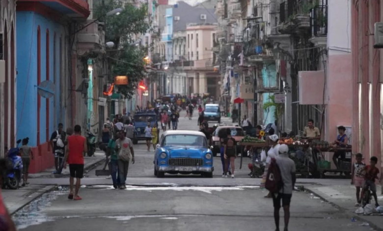 كوبا تبدي استعدادها للحوار مع أمريكا وتوضح شروطها