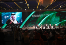 الحقيل يستعرض استثمارات القطاع البلدي وفرص الإسكان الواعدة