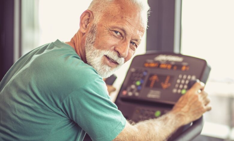 تمرين بسيط يقلل خطر الخرف بنسبة 25%: دراسة علمية شاملة