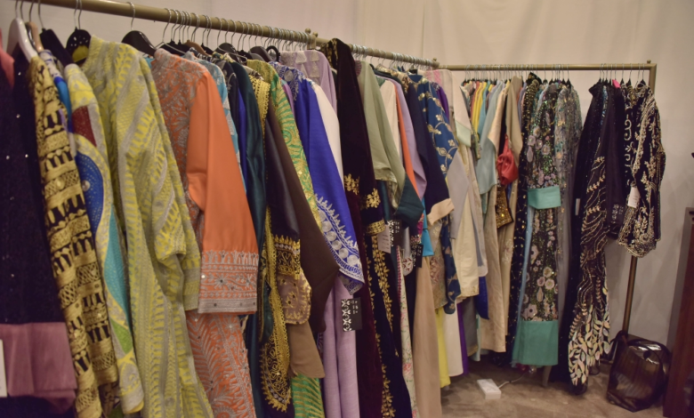 انطلاق معرض إبداعات لجمعية فتاة الخليج بالخبر في يوبيله الفضي