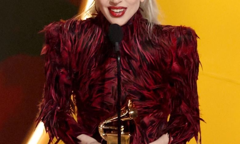 Officially... a sequel to The Devil Wears Prada is coming after 20 years