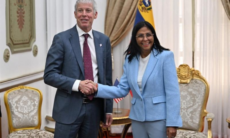 Washington pledges to increase Venezuelan oil production and end the embargo