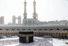 سر برودة رخام المطاف في الحرم المكي رغم حرارة الشمس