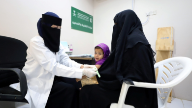 مركز الملك سلمان للإغاثة يدعم 1776 مريضاً في حجة اليمنية