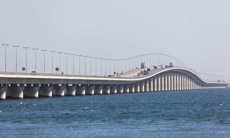 رسوم جسر الملك فهد الجديدة 2026: الأسعار وباقات الخصم