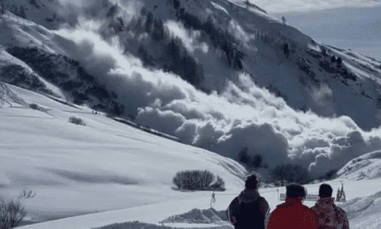 مقتل متزلجين بانهيار ثلجي في جبال الألب الإيطالية - تفاصيل الحادث