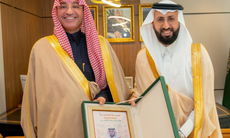 المغلوث والجدعي يبحثان تعزيز التكامل الإعلامي بين الإعلام والغذاء والدواء