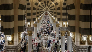 The first Taraweeh prayer at the Prophet's Mosque: a spiritual atmosphere and exceptional services