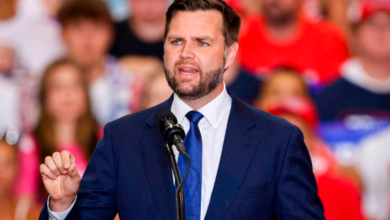 فانس: إيران ترفض خطوط ترامب الحمراء والخيار العسكري وارد