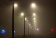 طقس السعودية: ضباب كثيف وتنبيهات لـ 4 مناطق ورياح نشطة