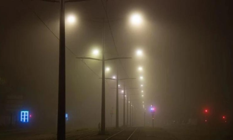 طقس السعودية: ضباب كثيف وتنبيهات لـ 4 مناطق ورياح نشطة