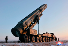 كوريا الشمالية تكشف عن قاذفات صواريخ نووية لضرب الجنوب