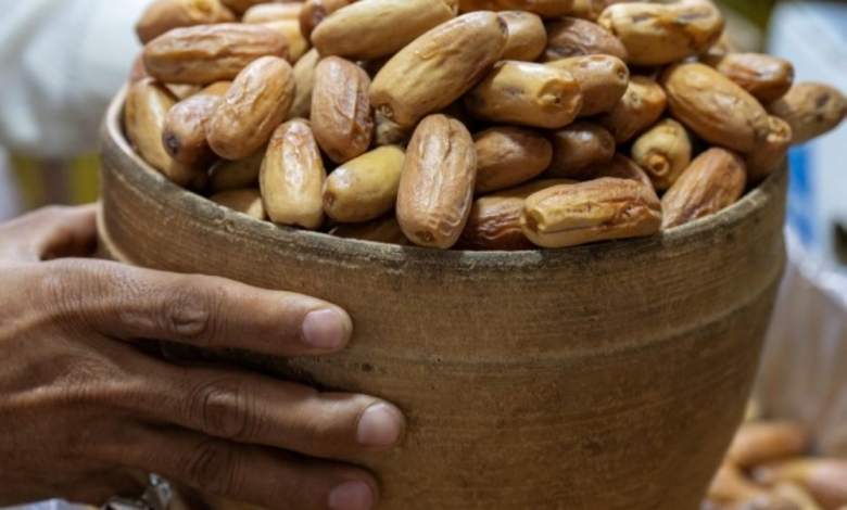 تمور السعودية في رمضان: قيمة غذائية وإرث يدعم الاقتصاد