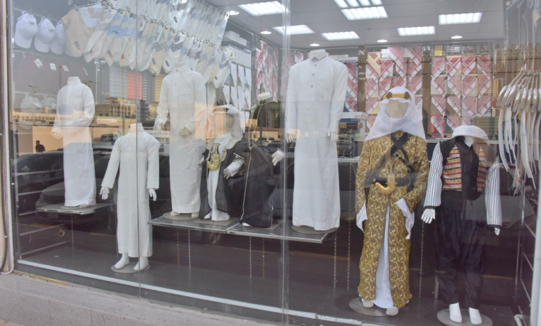 يوم التأسيس السعودي: الأزياء التراثية تنعش أسواق المملكة