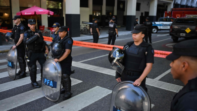 انفجار طرد مفخخ بكلية شرطة في بوينس آيرس وإصابة 3 ضباط