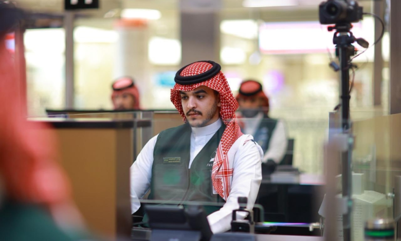 1842 Saudi passport employees promoted in support of Vision 2030
