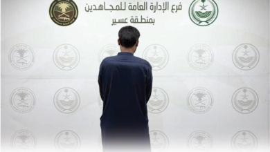 Asir: Resident arrested for transporting 5 violators of border security regulations