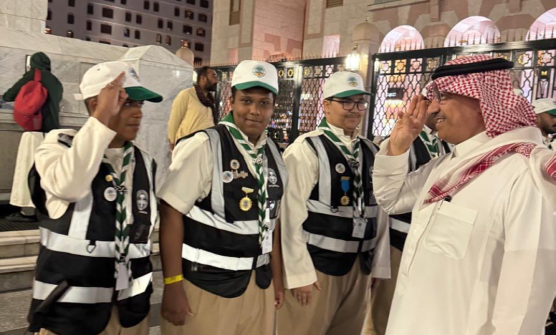 الكشافة السعودية: جهود تطوعية لخدمة المعتمرين بالحرمين