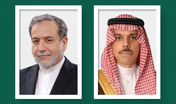 The Foreign Minister receives a phone call from Araqchi to discuss the latest developments